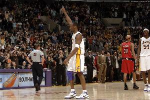 曼巴永恒！科比-布萊恩特 祝你生日快樂