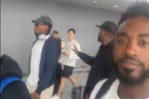 到了！萊昂納德和前CBA外援富蘭克林今天中午已經抵達成都