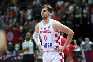 歐媒：皇馬前鋒海佐尼亞在國家隊(duì)訓(xùn)練中遭遇右股二頭肌受傷