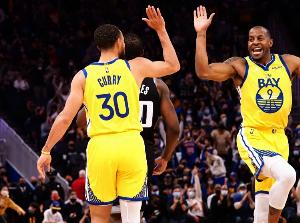 15年首冠無緣FMVP 庫里：現(xiàn)在已經(jīng)很釋然了 因為我在22年獲得FMVP