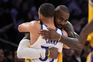 喬-約翰遜：相較東契奇 詹姆斯和庫里聯(lián)手更有機會奪冠