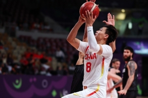 新的開始！趙睿在廣東拿到3連冠 隨后轉(zhuǎn)投新疆 今日加盟北京