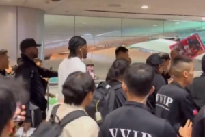 中國行最后一站！萊昂納德已經(jīng)抵達(dá)中國臺(tái)灣