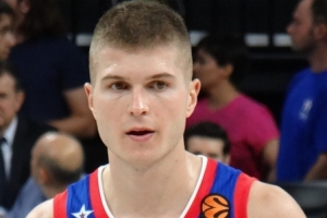 難阻失利！穆里奇15中7拿到17分3板3助2斷2帽 三分8中3