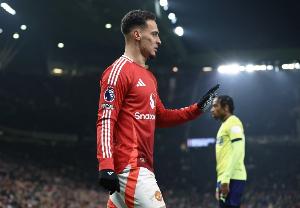 報(bào)價(jià)2500萬(wàn)+50%二轉(zhuǎn)！羅馬諾：貝蒂斯從未談妥安東尼，阻礙是高薪