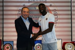 曾效力超10隊，官方：30歲前米蘭前鋒尼昂加盟土超根克勒比利吉