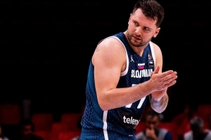 火力全開！東契奇隔空對飆約基奇 半場9中4爆砍24分4板6助