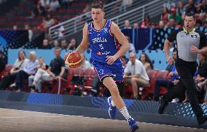 狀態(tài)全無！約維奇28分鐘3中0僅靠罰球得1分 另有2板2助1斷1帽