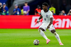 英媒：利物浦會再追格伊，拜仁有意賽季結(jié)束免簽他