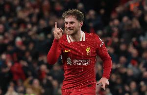 阿媒：因首趟航班延誤錯過轉(zhuǎn)機，麥卡利斯特尚未抵達阿根廷報到