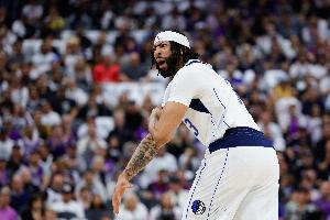 濃眉：我們的陣容深度很棒 有九到十個球員能真正進入輪換