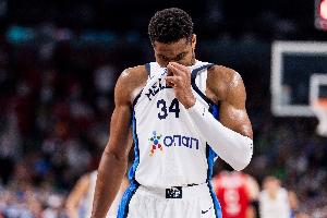 隊記：字母哥將在邁阿密與球隊會合 此前因新冠陽性滯留希臘