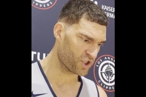 大洛：我一直努力為隊友創(chuàng)造搶板空間 卡位始終是我重點關注方向