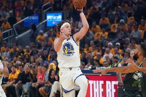 波杰：經(jīng)驗(yàn)、天賦、競(jìng)爭(zhēng)心態(tài)三者結(jié)合 百分百相信我們有能力爭(zhēng)冠