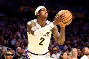 美記談范德彪三分球：能夠投進一些底角空位 但也就僅此而已了