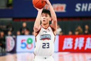 楊瀚森：什么時候約頓飯？林葳：休息或圣誕節(jié)時一起吃火鍋