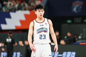 林葳：希望球迷看到一個(gè)最好狀態(tài)的我 休息日會(huì)去打高爾夫