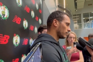 馬祖拉：我們不會扼殺安芬尼-西蒙斯進攻侵略性 也需要他帶動隊友