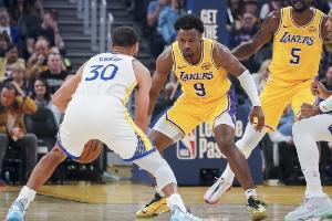 夸梅：超遠(yuǎn)三分不適合布朗尼 真當(dāng)自己是庫里或利拉德了