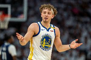 科爾談二陣容控球策略：我喜歡有多名控球手 這也是霍福德的優(yōu)勢