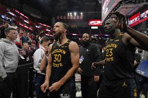 追夢(mèng)庫(kù)里超35歲仍狀態(tài)上佳？拉科布：5-10年前我絕對(duì)意想不到