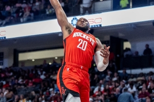 攻防一體！奧科吉半節(jié)比賽4中3得10分1板1斷2帽