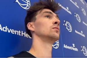 簽雙向合同！卡斯?fàn)栴D：感謝魔術(shù)給我這個(gè)機(jī)會(huì) 很幸運(yùn)也特別興奮