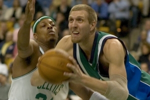 同意嗎？皮爾斯談選秀重排：諾維茨基狀元 我榜眼 文斯-卡特探花