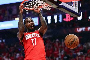 媒體人：感覺火箭可能給伊森準備了5年9000萬和4年8000萬兩份合同