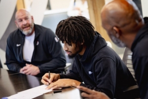 4年9000萬！開拓者官方：球隊正式提前續(xù)約謝頓-夏普