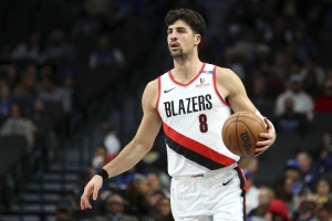 拓記：阿夫迪亞的背部并沒有受傷 此前只是出現(xiàn)了一點(diǎn)輕微痙攣