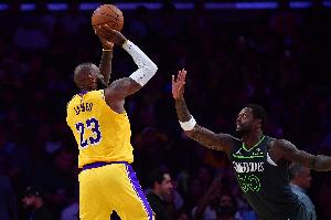 詹姆斯缺席揭幕戰(zhàn)！科爾：我們不需要再準(zhǔn)備應(yīng)對(duì)“勒布朗法則”了