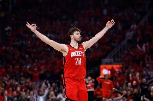 媒體人：申京這么打下去要MVP啊 火箭可以沖擊任何爭(zhēng)冠對(duì)手