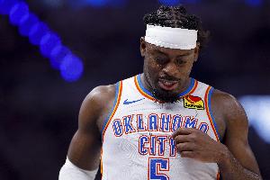 依舊那么鐵！多特12中2&三分8中0拿到6分6板5助1斷