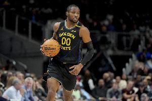 庫明加上半場6投1中得到4分 但有5板5助