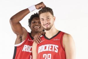 開香檳？火記：當(dāng)一切塵埃落定時(shí) 1號(hào)與28號(hào)球衣將懸掛在球館穹頂