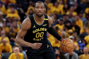 科爾：庫(kù)明加真的變得非常非常成熟 他更加理解球隊(duì)的需要