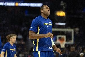 科爾：打掘金可能使用霍福德首發(fā) 不想讓追夢82場都打5號(hào)位