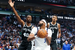 濃眉：輸球的方式令人失望 但好的事情是出現(xiàn)的問題都是可改正的