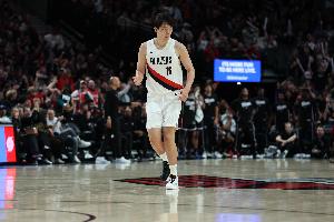 媒體人：我們都是“開拓者” 楊瀚森是來挑戰(zhàn)這個(gè)NBA世界的