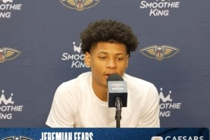 7號秀費(fèi)爾斯：我對自己要求嚴(yán)格今天表現(xiàn)還可以 我還得繼續(xù)練