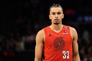 纏斗華子太累了！卡馬拉9中3得10分9板5助 下半場僅得2分