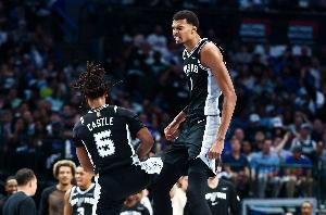 文班亞馬：我們確實(shí)需要發(fā)表聲明 大家已經(jīng)厭倦了輸球