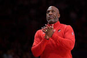 拓記：昌西被利用給非法賭博做背書(shū) 引誘受害者參與被操縱的牌局