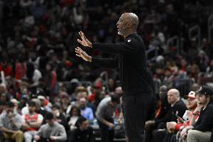 拓記談比盧普斯被捕：在本應進步的賽季中卻面臨可能倒退的情況