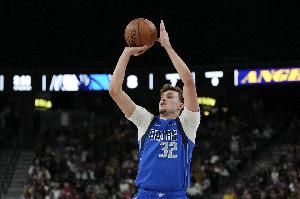 基德：我喜歡弗拉格的打球方式 他會成為史上最出色的球員之一