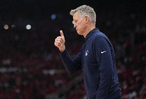 科爾：今晚球隊得到的教訓是每回合都很重要 次節(jié)失誤改變了走勢