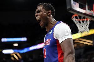 內(nèi)線小霸王！杜倫15中10砍22分 搶到22籃板&其中7個前場板