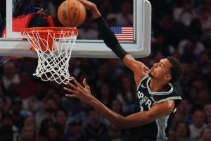 聯(lián)盟第一！文班在NBA社媒中的視頻觀看總量達2.76億次！