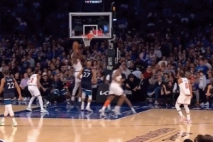 候個正著！布倫森三分三不沾無心插柳 米羅籃下?lián)彀迳匣@壓哨命中